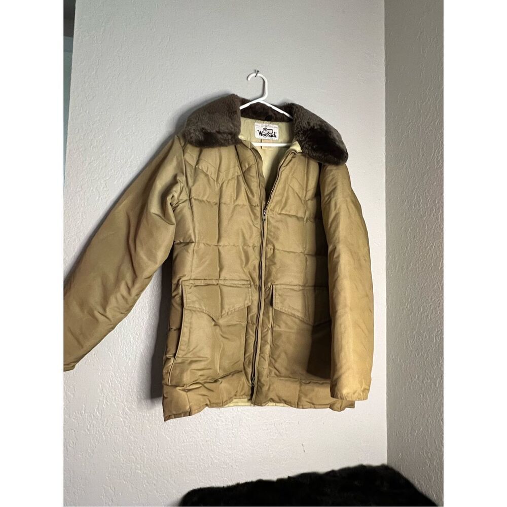 Vintage Woolrich Parka Puffer Jacket Size M Tan Beige Down Insulated 70s
